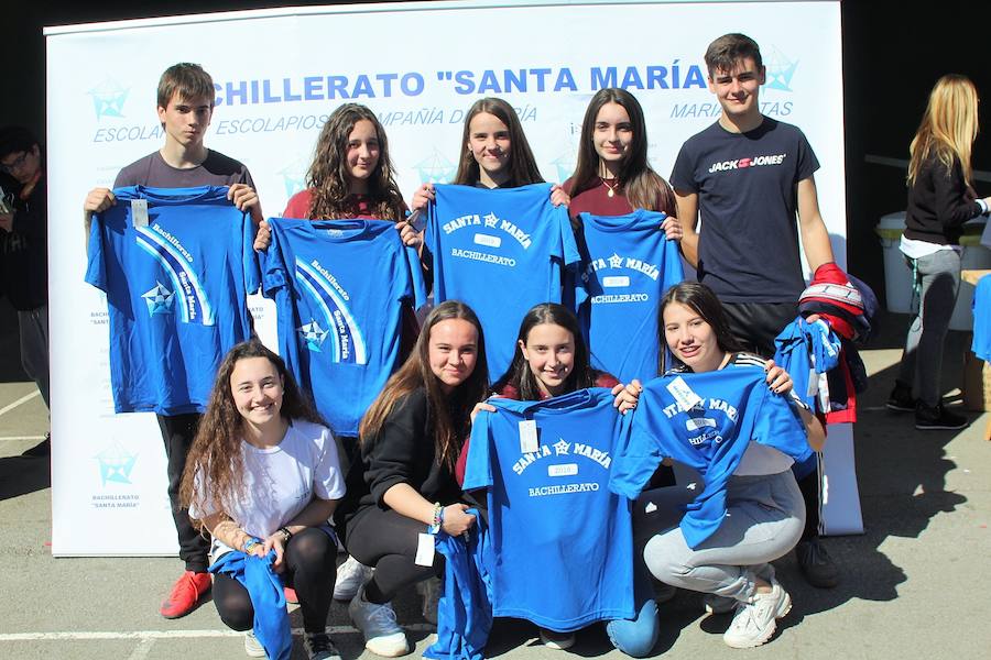 Más de 800 jóvenes se reúnen en el Bachillerato Santa María para jugar a fútbol, baloncesto y voleibol