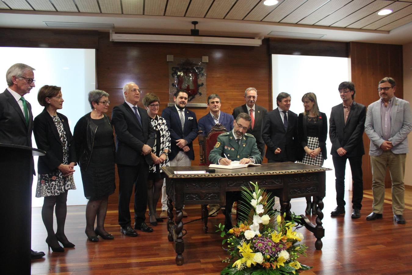 El Ayuntamiento de Alfaro nombra hijo predilecto al coronel José Antonio Iglesias Pollo