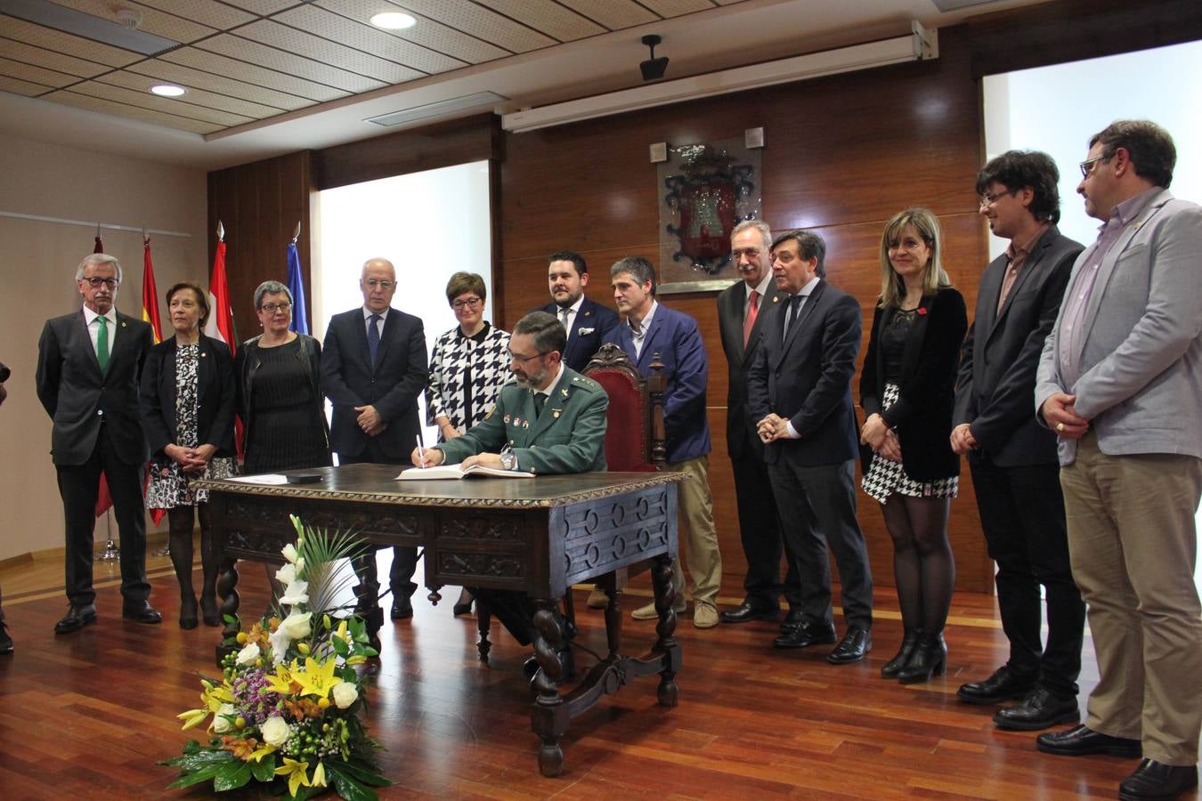 El Ayuntamiento de Alfaro nombra hijo predilecto al coronel José Antonio Iglesias Pollo