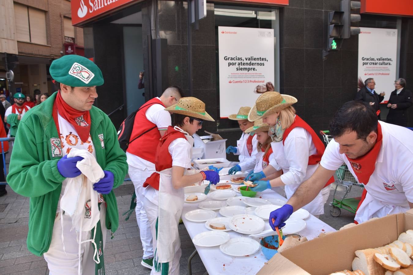Imágenes de los actos celebrados el sábado por la mañana