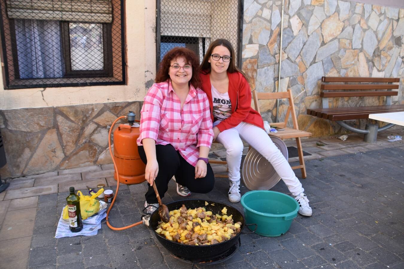 Fotos: Sábado de fiestas en el Villar de Arnedo