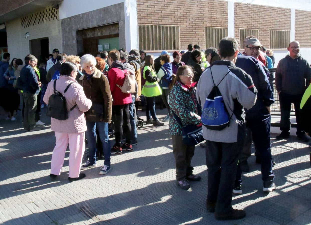 Fotos: Paseo Saludable por el barrio de Madre de Dios y San José de Logroño