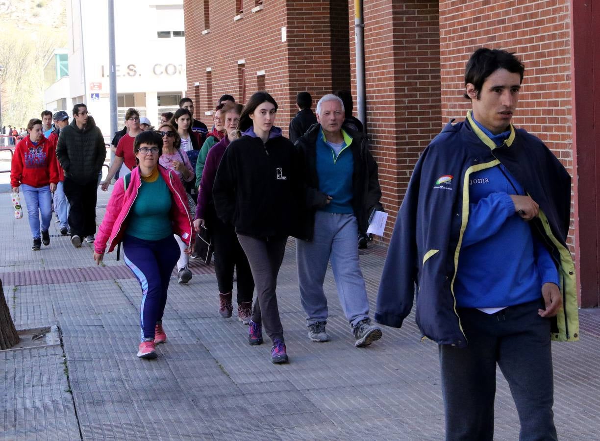 Fotos: Paseo Saludable por el barrio de Madre de Dios y San José de Logroño