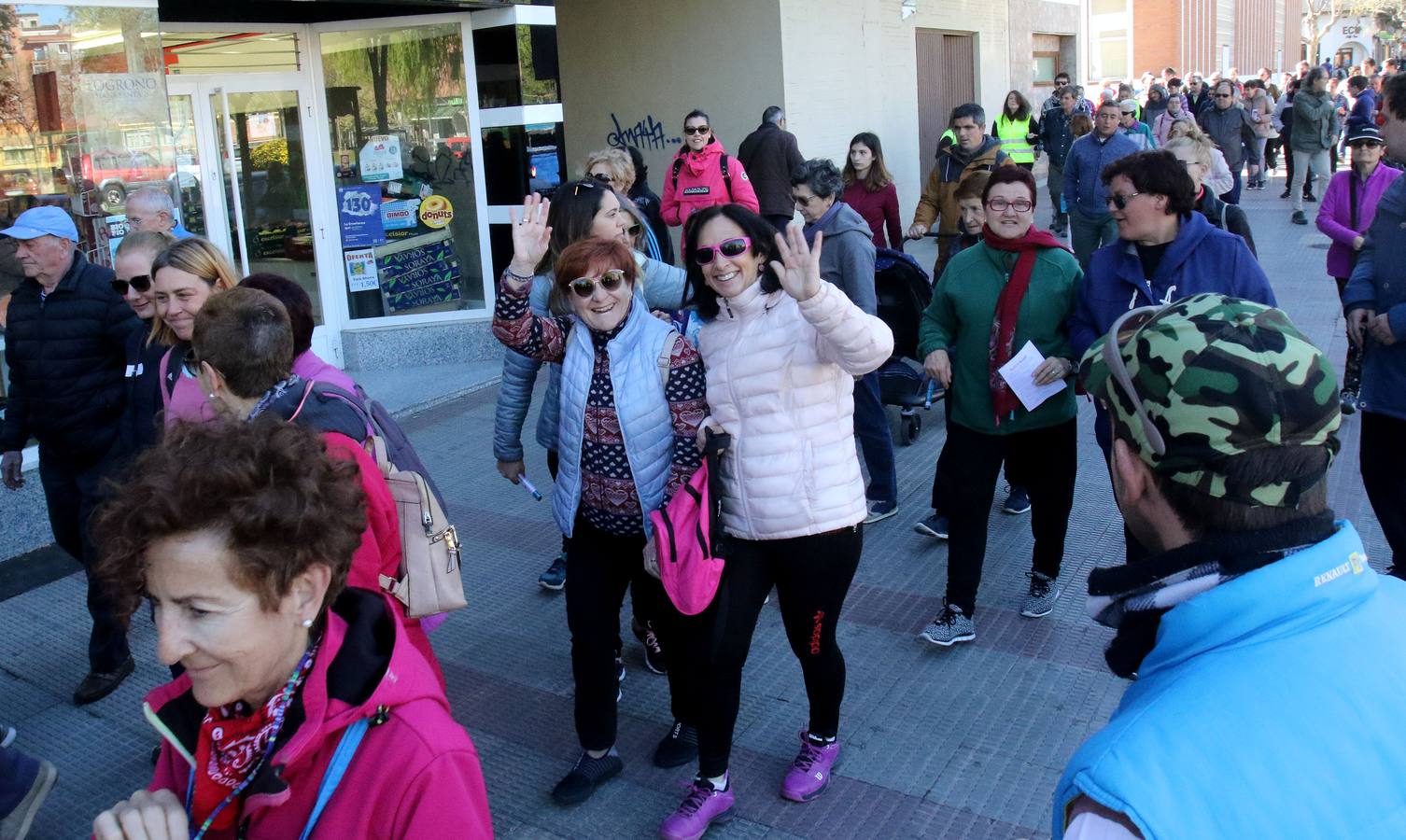 Fotos: Paseo Saludable por el barrio de Madre de Dios y San José de Logroño