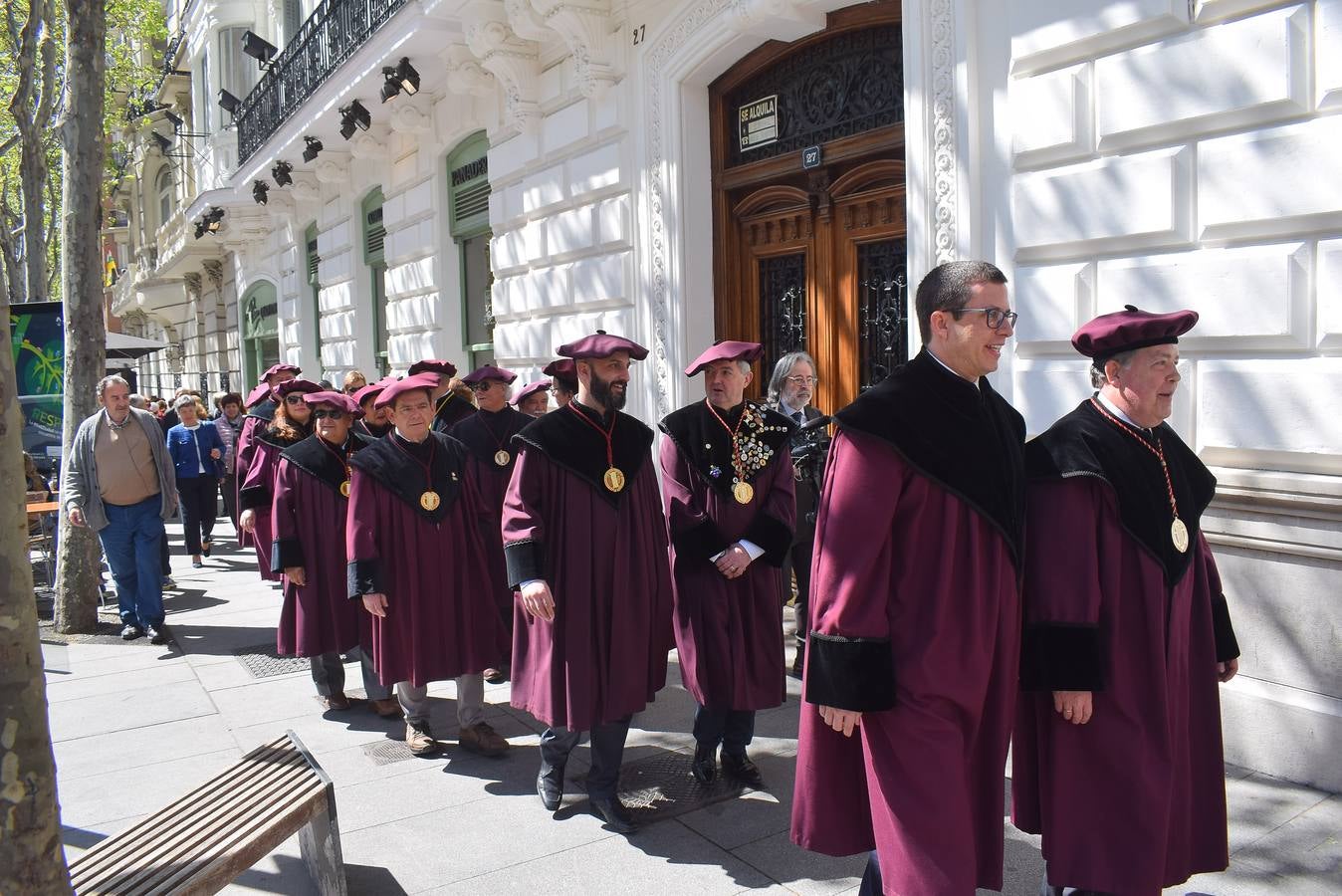 La Cofradía del Vino de Rioja ha investido como Cofrade de Honor al Centro Riojano de Madrid