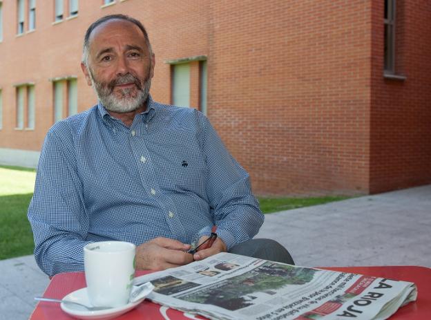 Fernando Reinares, en la cafetería de la UR, en una visita anterior a Logroño. 