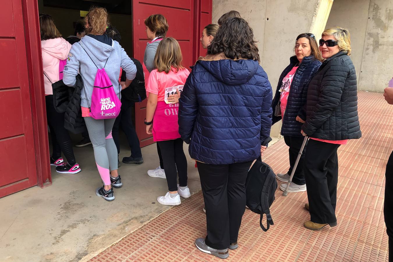 Fotos: Las Gaunas se tiñe de rosa