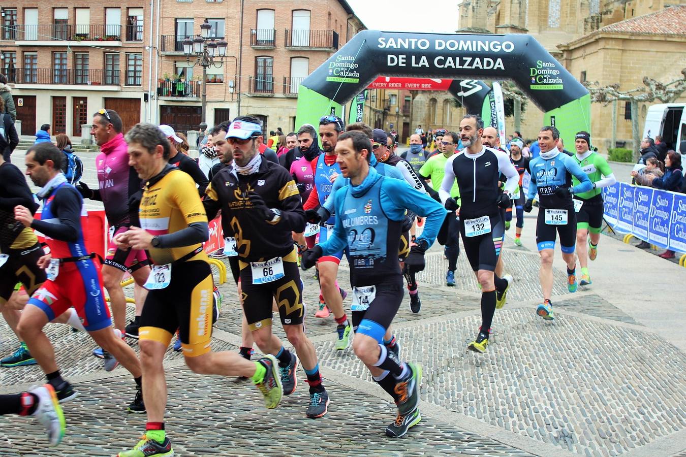 Más de 200 deportistas participaron en el duatlón de Santo Domingo