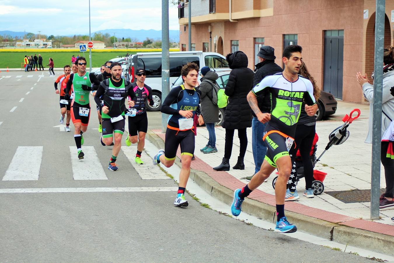 Más de 200 deportistas participaron en el duatlón de Santo Domingo