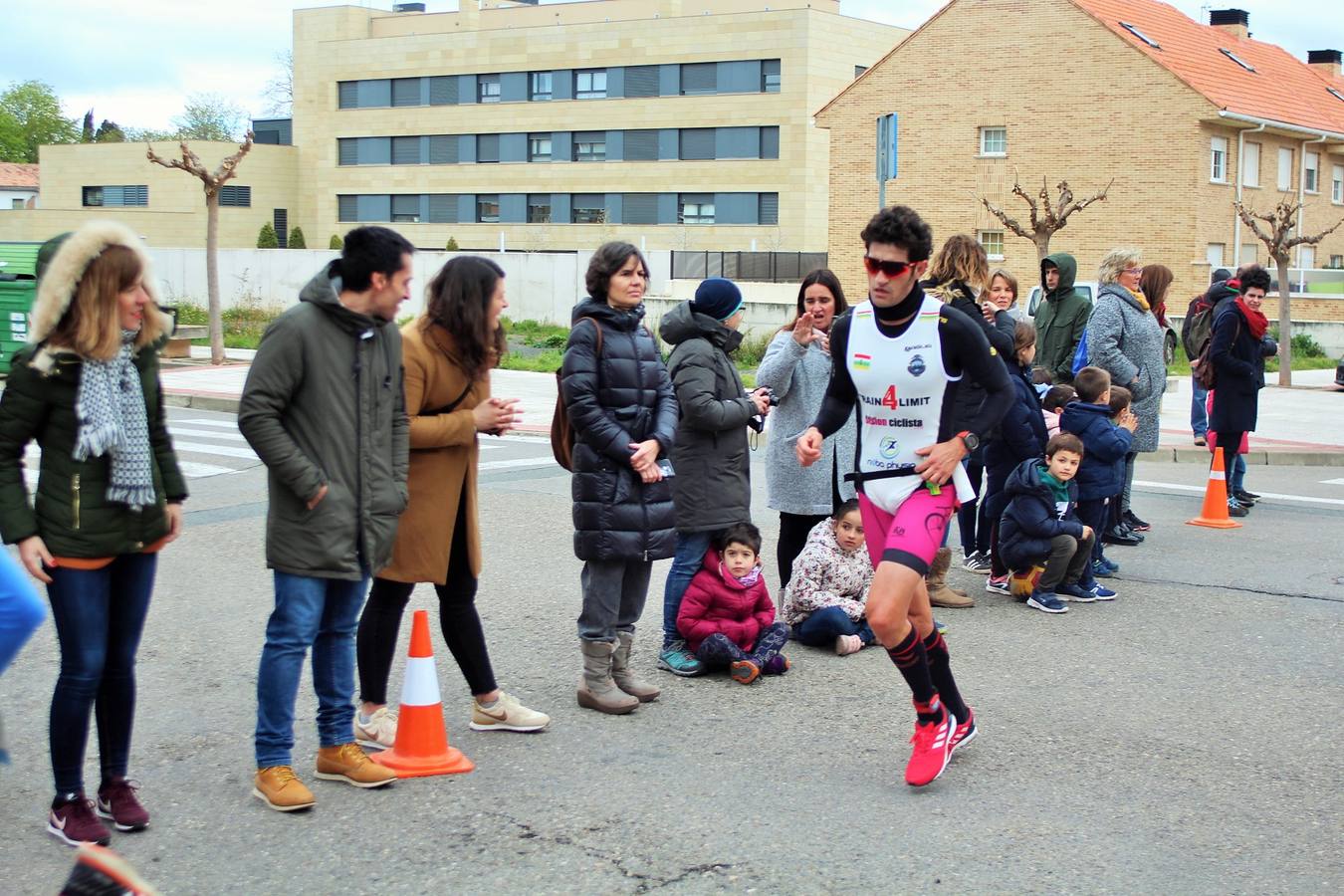 Más de 200 deportistas participaron en el duatlón de Santo Domingo