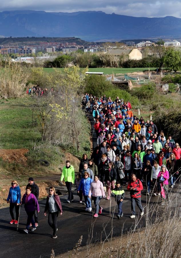 Más de 900 personas han participado este domingo en el segundo Paseo Saludable de esta edición, que ha coincidido con la celebración del Día Mundial de la Salud.