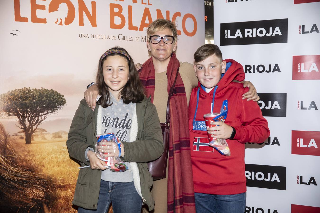 180 suscritores disfrutaron, en exclusiva, del preestreno de la película familiar 'Mia y el león blanco', que se proyectó en los Cines Yelmo de Logroño