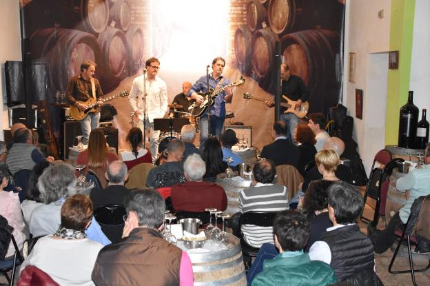 Llap clausuró las 'Tardes de Música y Vino' en Aldeanueva de Ebro.
