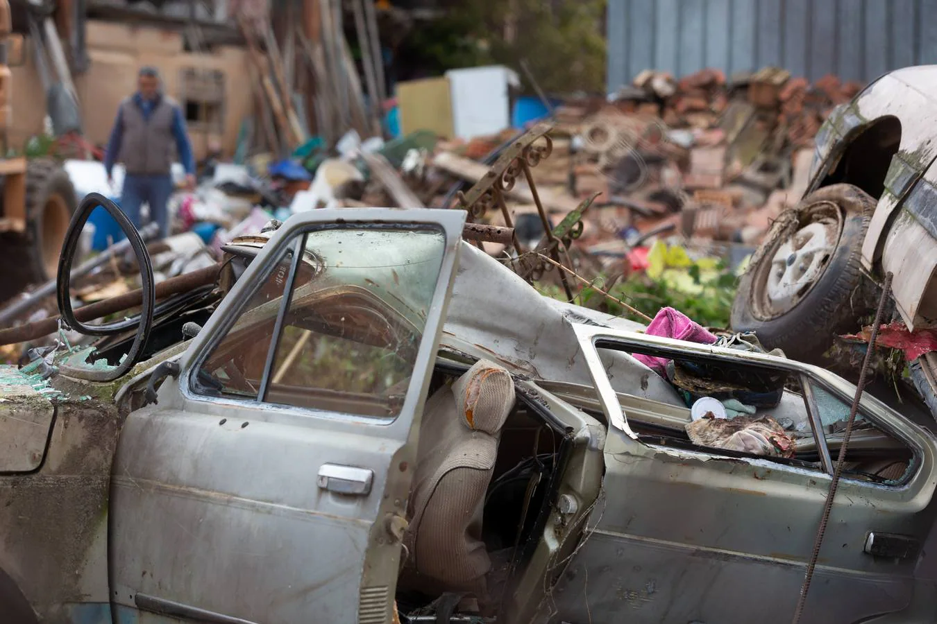 Se trata de una finca de más de 3.000 m2 plagada de basura en el centro de la ciudad, un problema que tenía el municipio hace más de diez años