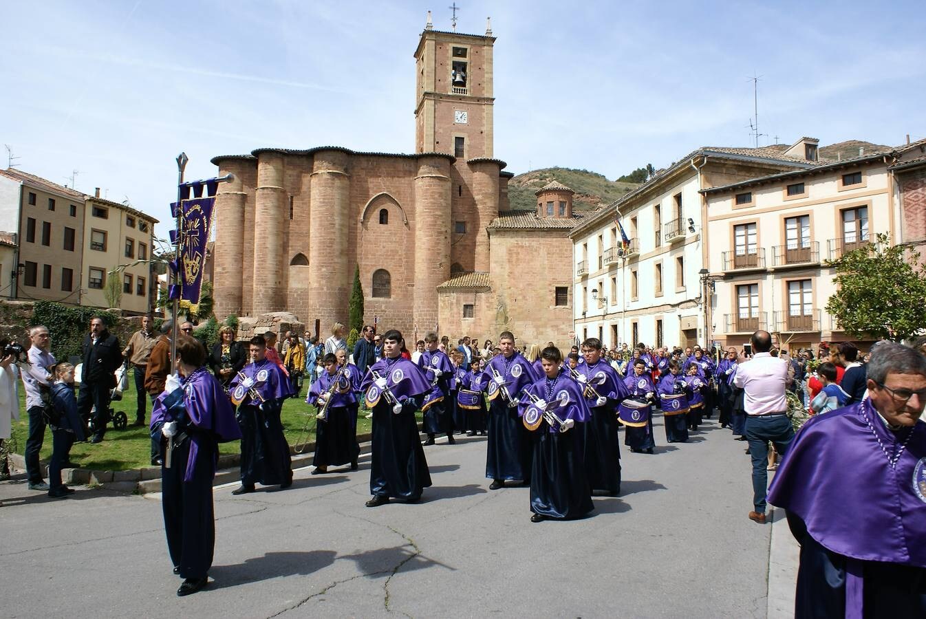 Fotos: El Domingo de Ramos en Alfaro, Arnedo, Cervera, Haro, Nájera y Santo Domingo