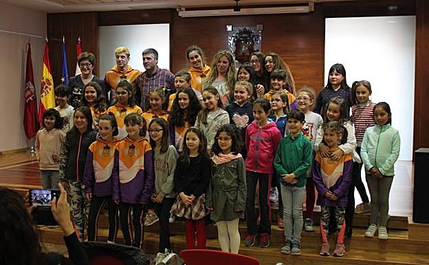 La Escuela de Danza Urbana Alfa-Fit lanzará el chupinazo de las fiestas de Mayo