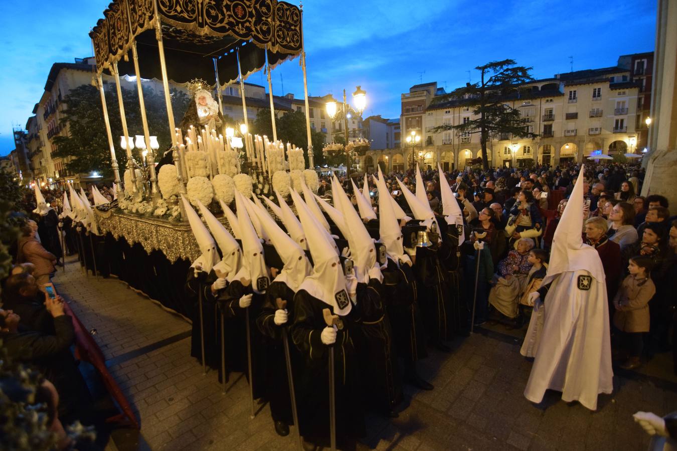 Fotos: Procesión del Santo Entierro