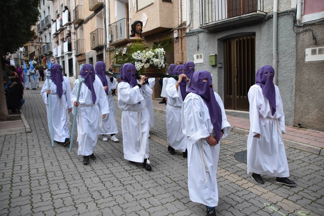Fotos: Procesión del Santo Entierro en Cervera