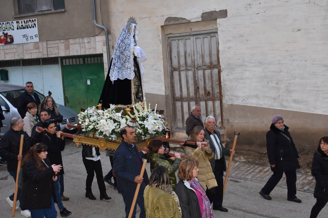 Fotos: Procesión del Santo Entierro en Cervera