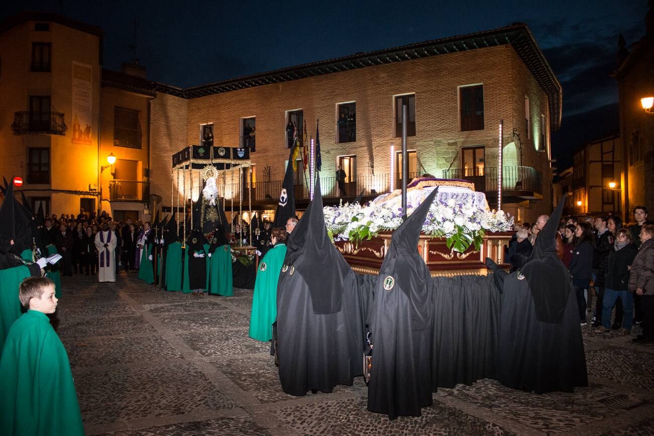 Fotos: Procesión del Santo Entierro en Santo Domingo