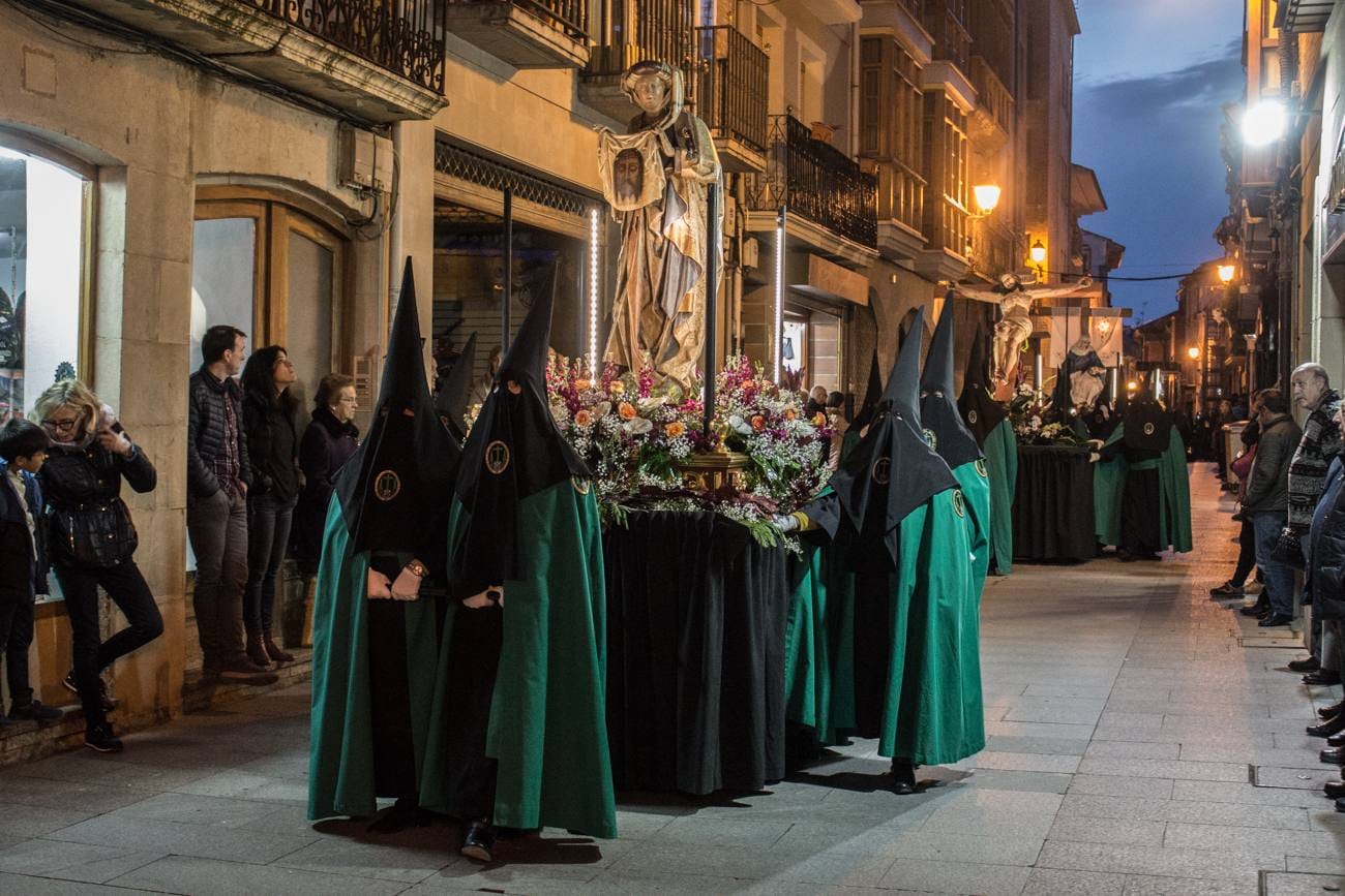 Fotos: Procesión del Santo Entierro en Santo Domingo