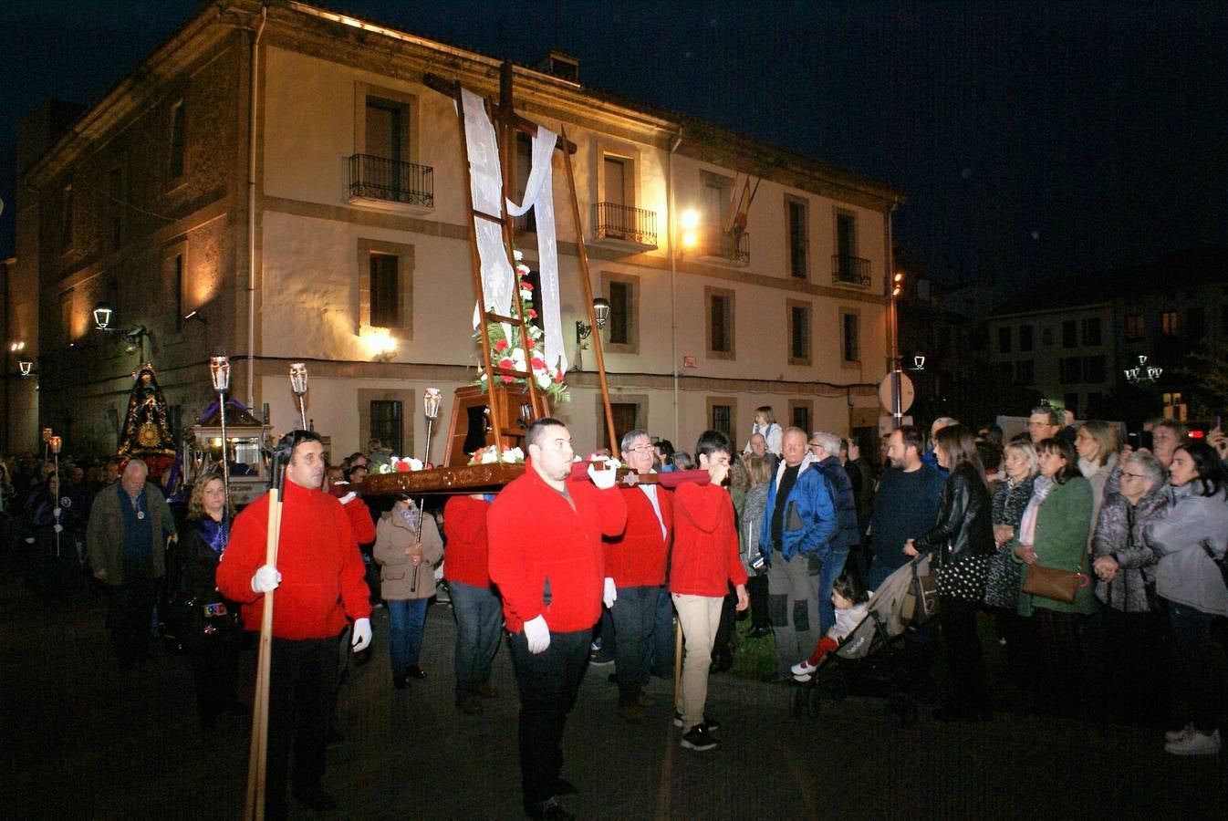 Fotos: Procesión de Viernes Santo en Nájera