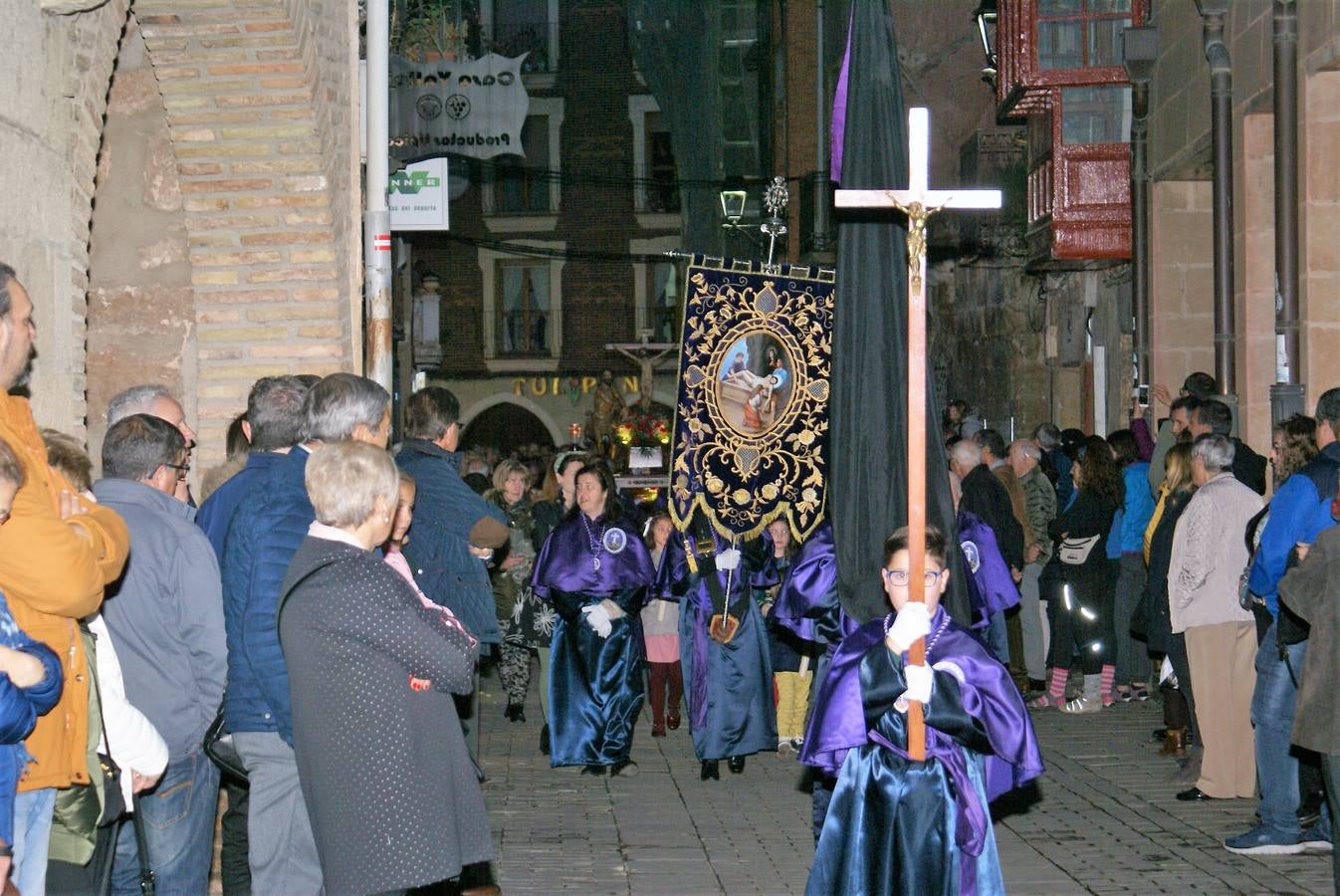 Fotos: Procesión de Viernes Santo en Nájera