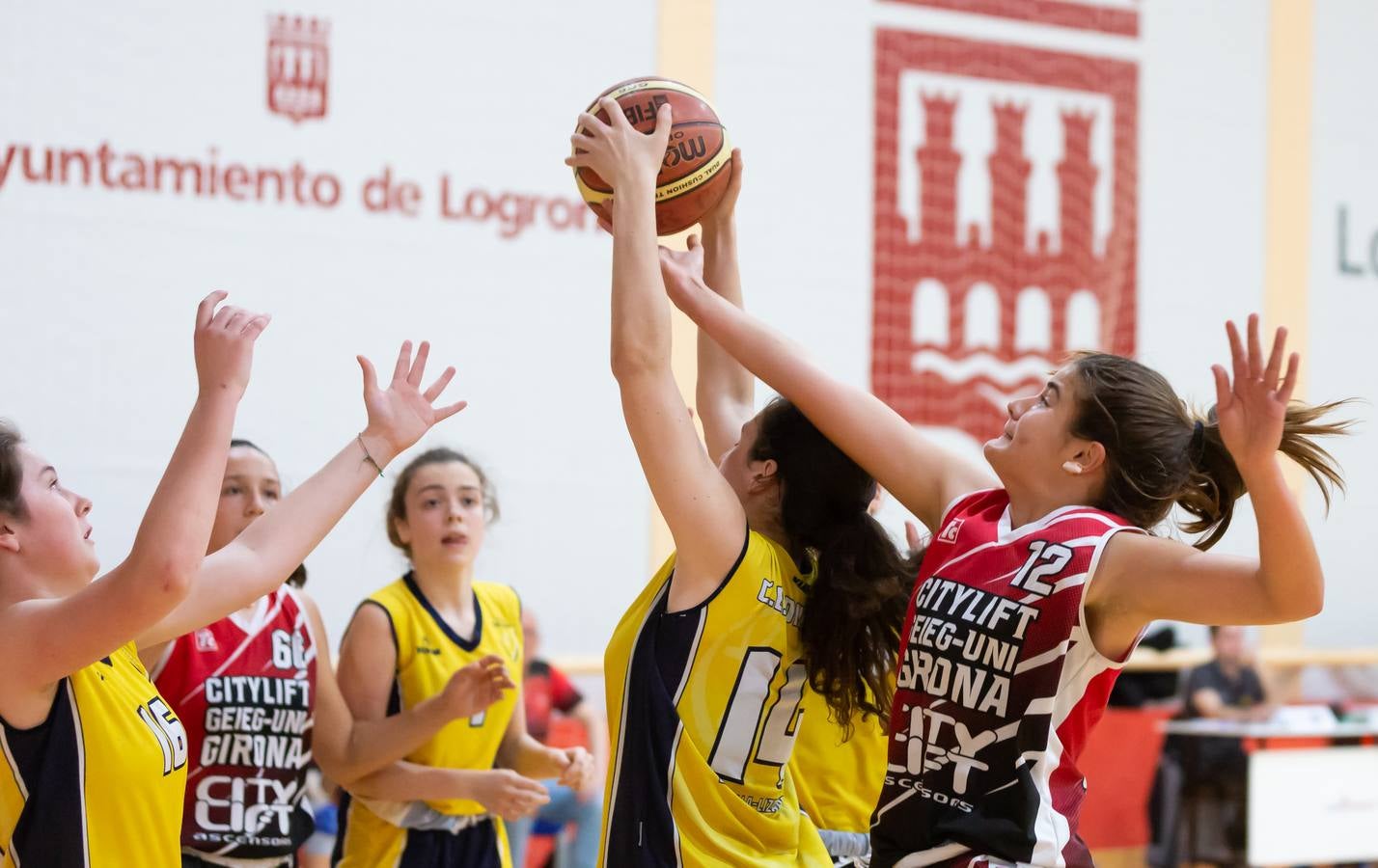 Fotos: Torneo Ciudad de Logroño de baloncesto