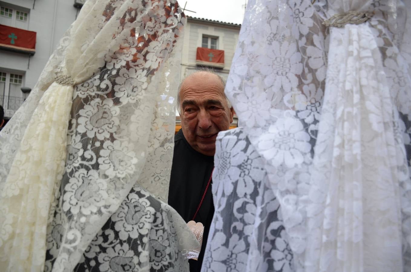 Fotos: Procesión del Cristo Resucitado en Calahorra