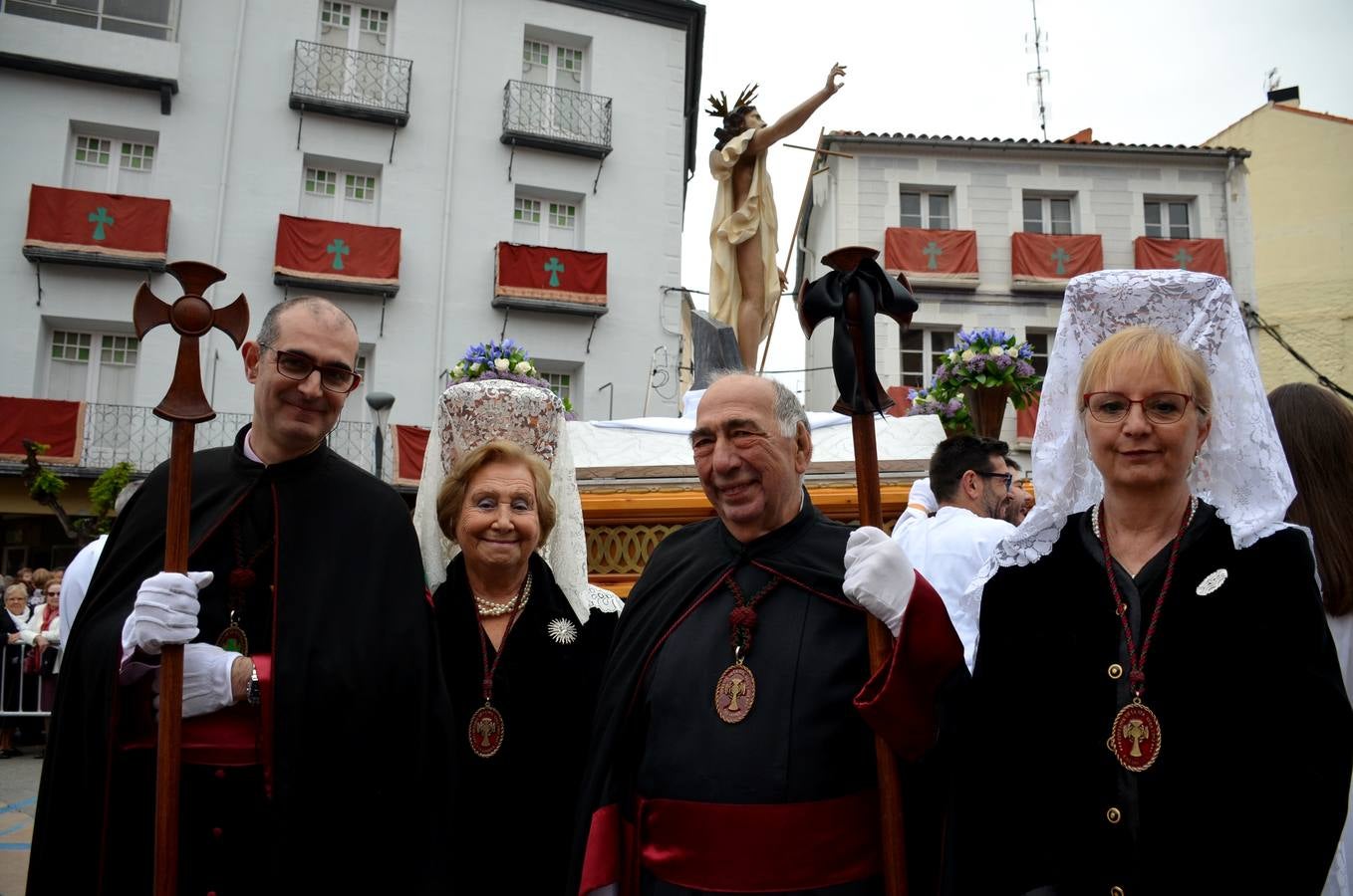 Fotos: Procesión del Cristo Resucitado en Calahorra