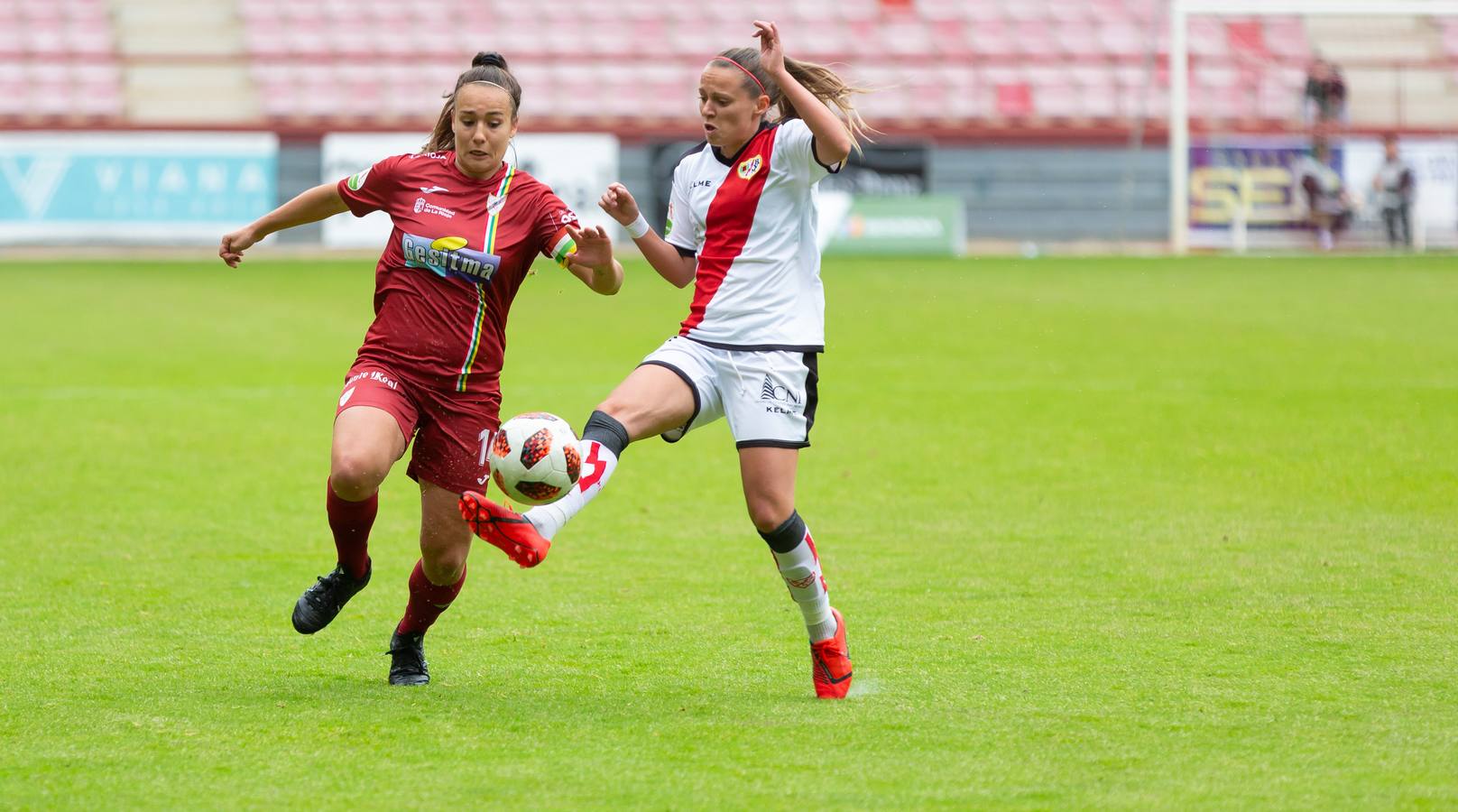 Fotos: Vital triunfo del EDF ante el Rayo (3-0)