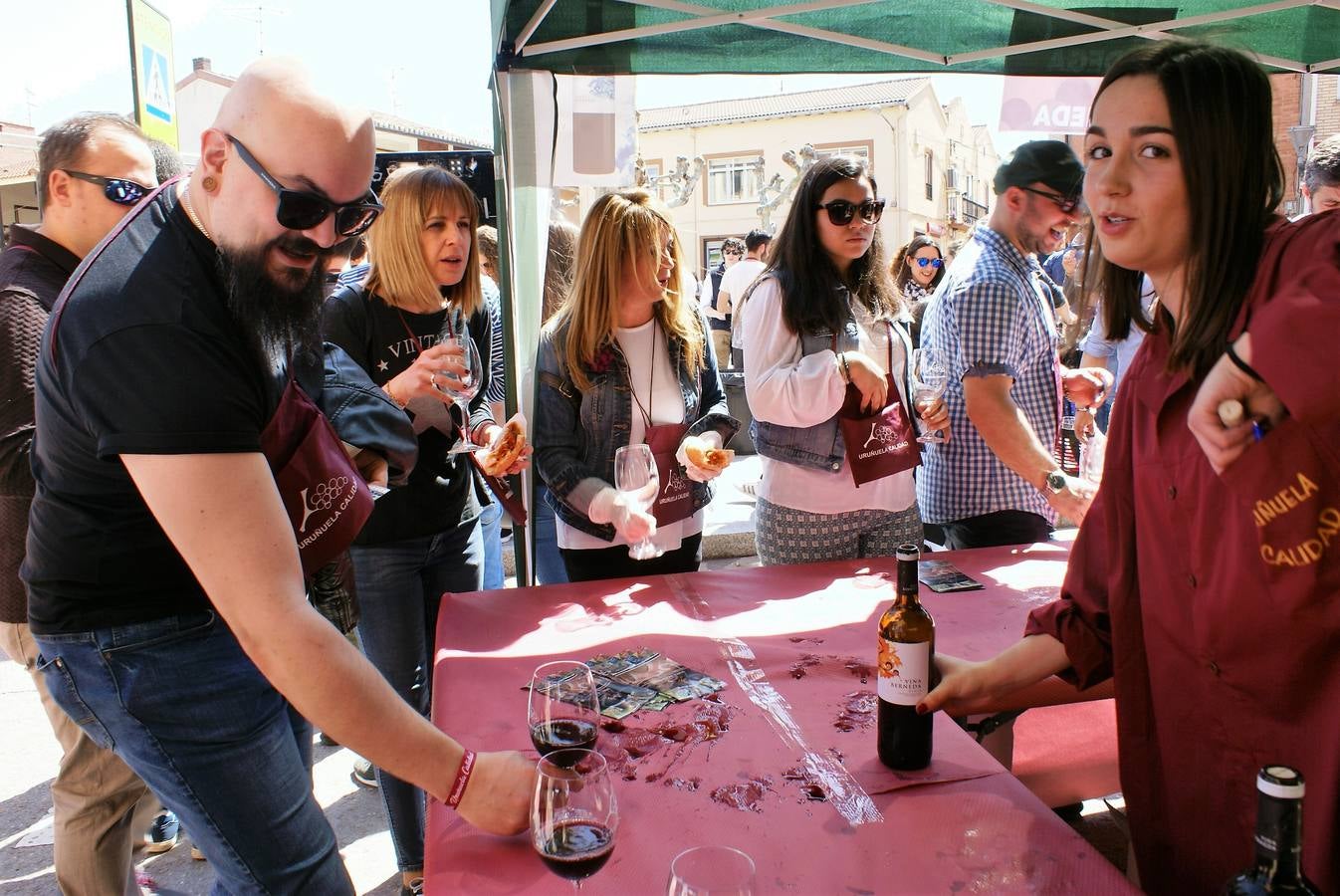 Feria de vinos y gastronomía en Uruñuela.