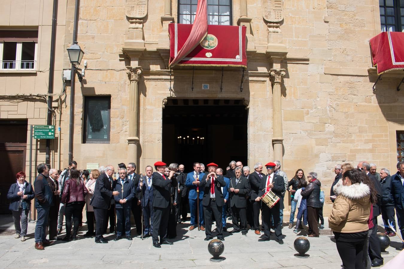 Fotos: Santo Domingo &#039;pinta&#039; a sus doncellas