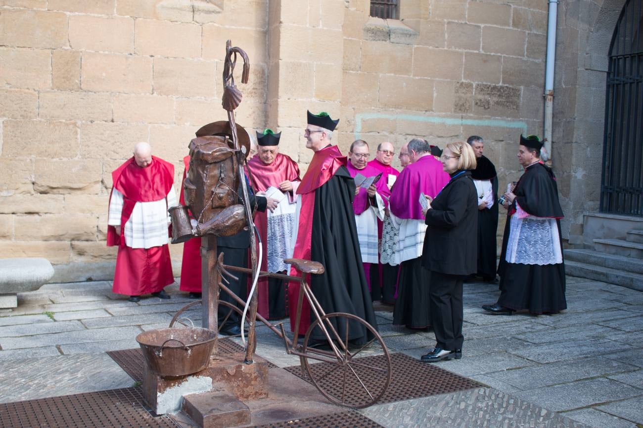 El cardenal Ricardo Blázquez y el obispo Carlos Escribano presidieron la inauguración del Año Jubilar y la apertura de la puerta del Perdón.