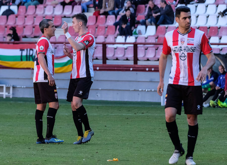 Los riojanos ganan al Mirandés por 3-0, pelearán por la segunda plaza y se clasifican para el 'play off'