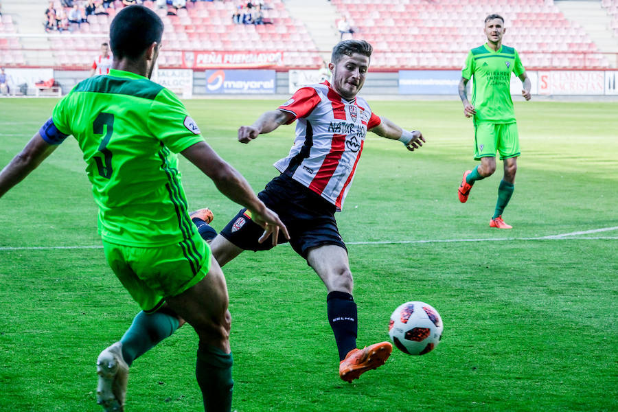 Los riojanos ganan al Mirandés por 3-0, pelearán por la segunda plaza y se clasifican para el 'play off'