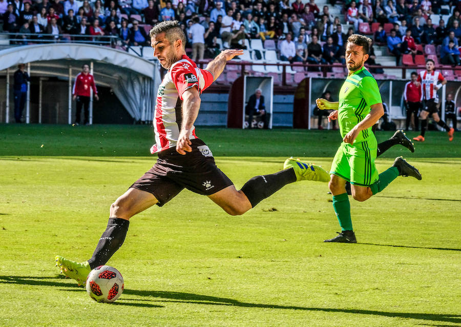 Los riojanos ganan al Mirandés por 3-0, pelearán por la segunda plaza y se clasifican para el 'play off'