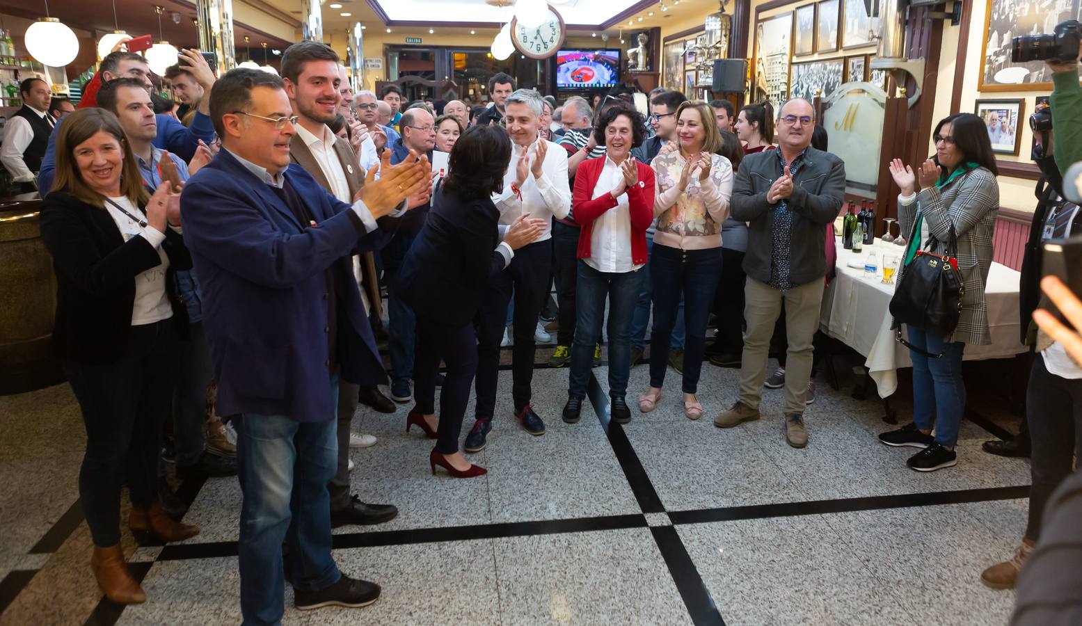 Los socialistas celebraronlos buenos resultados obtenidos 