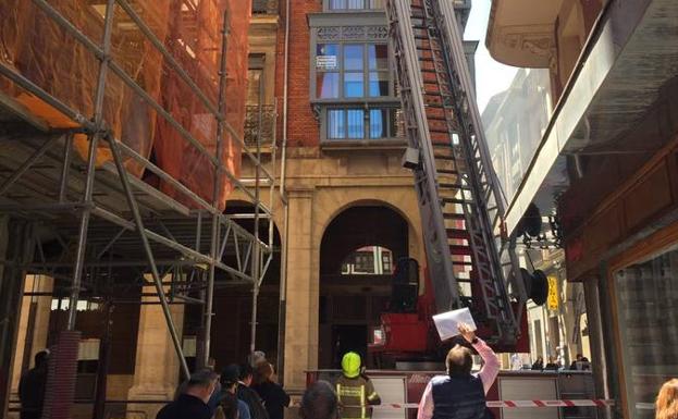 Incendio en un edificio de Portales, en Logroño