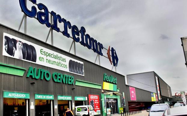 Imagen del Carrefour de Las Cañas. 