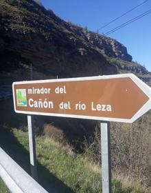 Imagen secundaria 2 - Rescatan a una joven que estaba al borde de un barranco del cañón del Leza