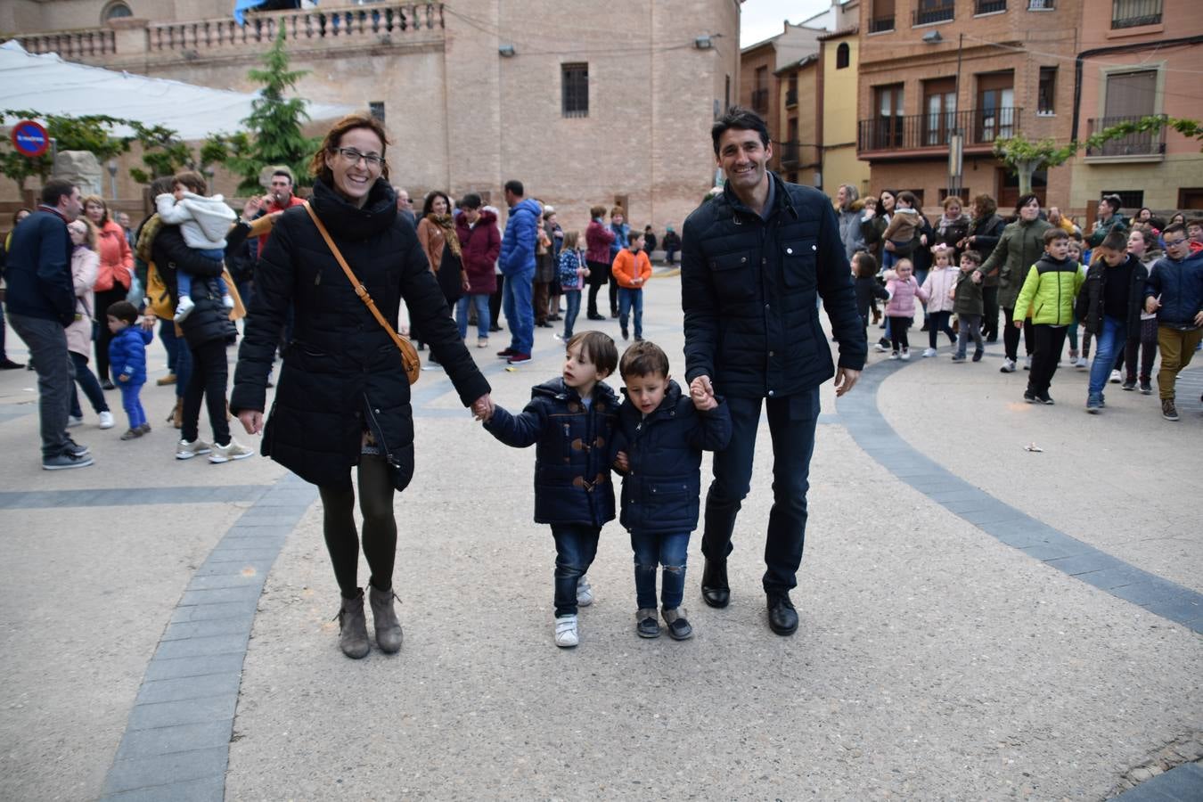 Fotos: Aldeanueva de Ebro comienza las fiestas de la Juventud