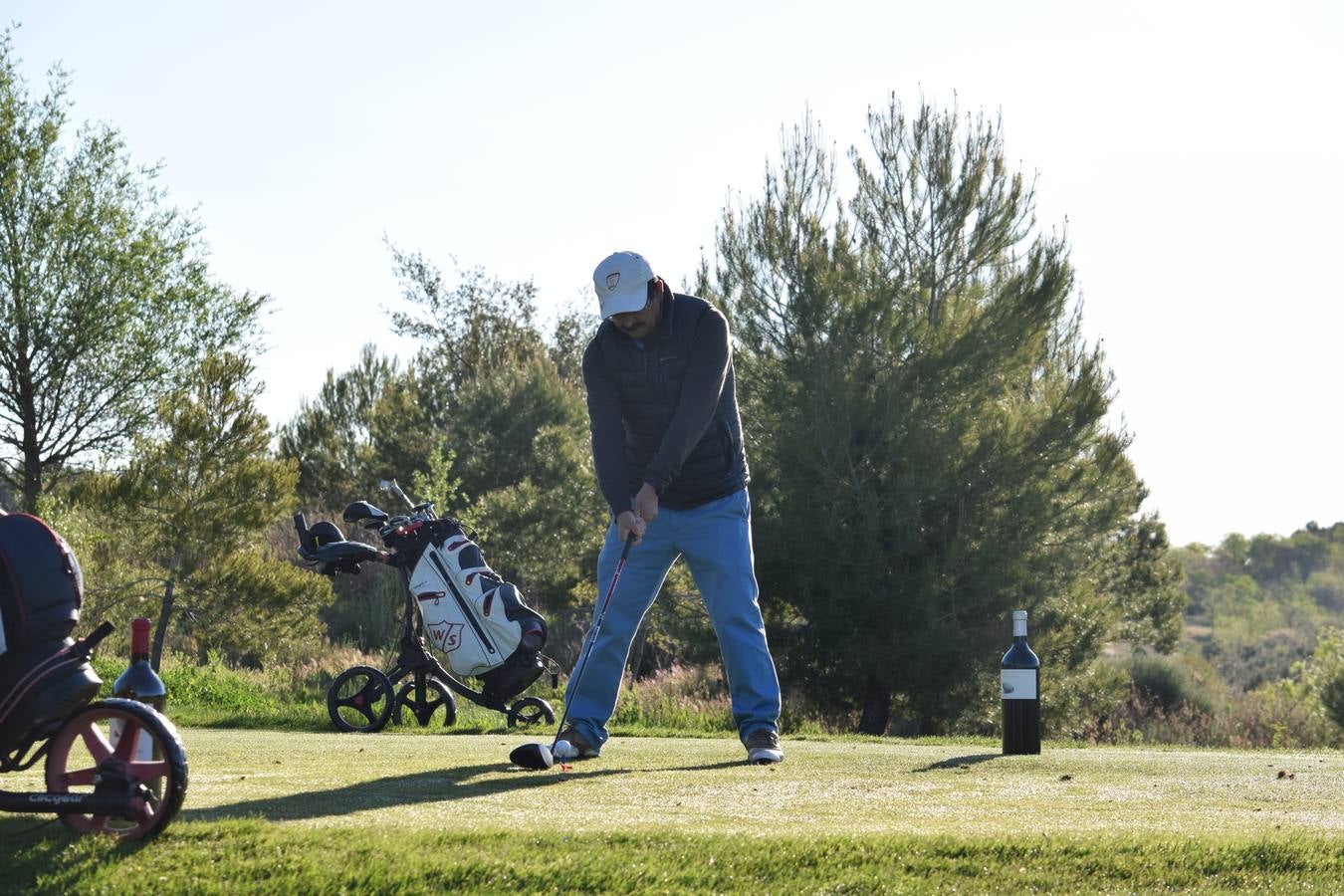 Los jugadores disfrutaron de una estupenda jornada de golf.