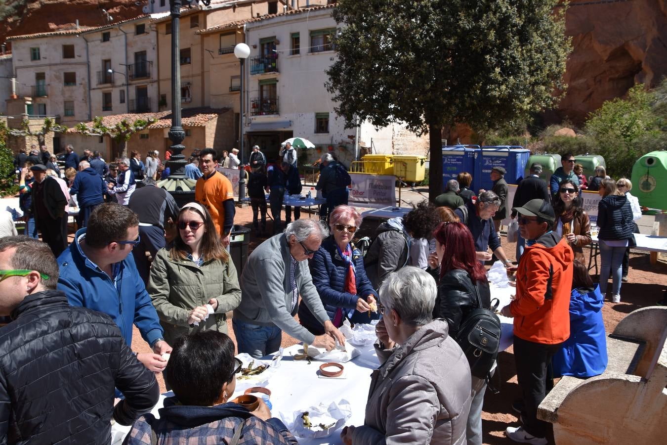 Fotos: III feria de la cebolla asada de Herce