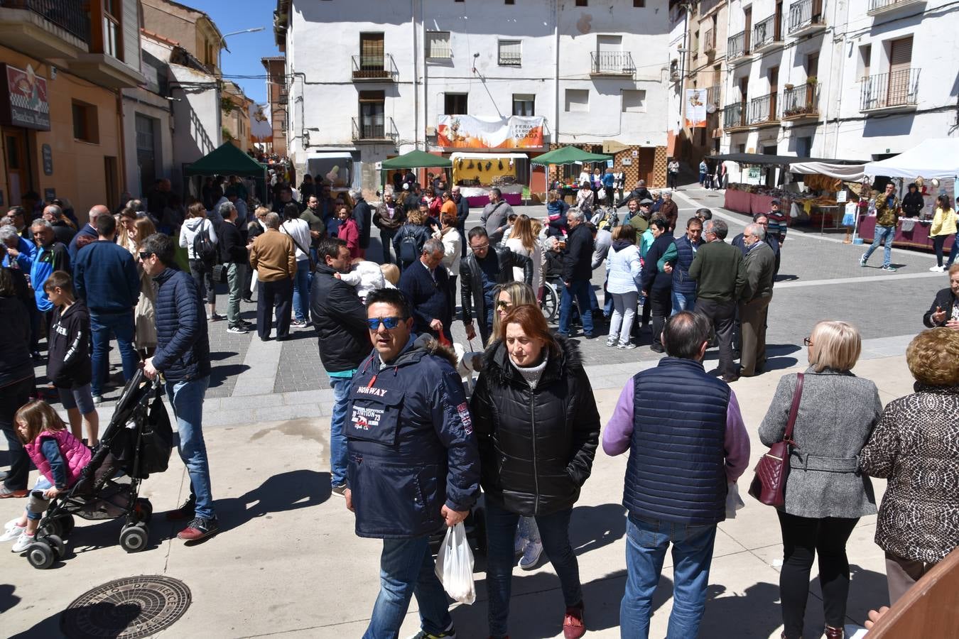 Fotos: III feria de la cebolla asada de Herce