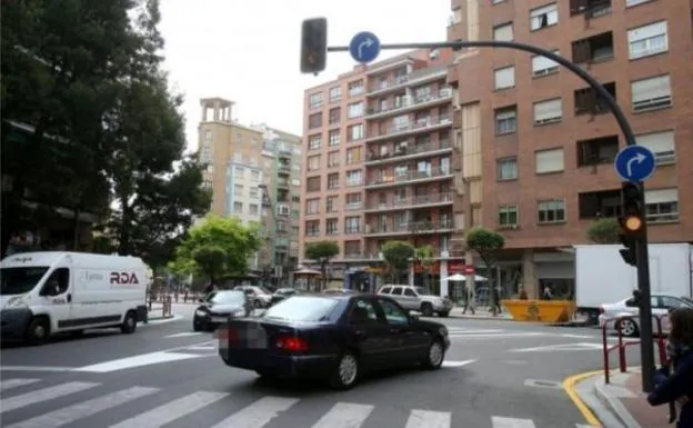 Desde San Antón ya se ha prohibido el giro a la izquierda en Pérez Galdós