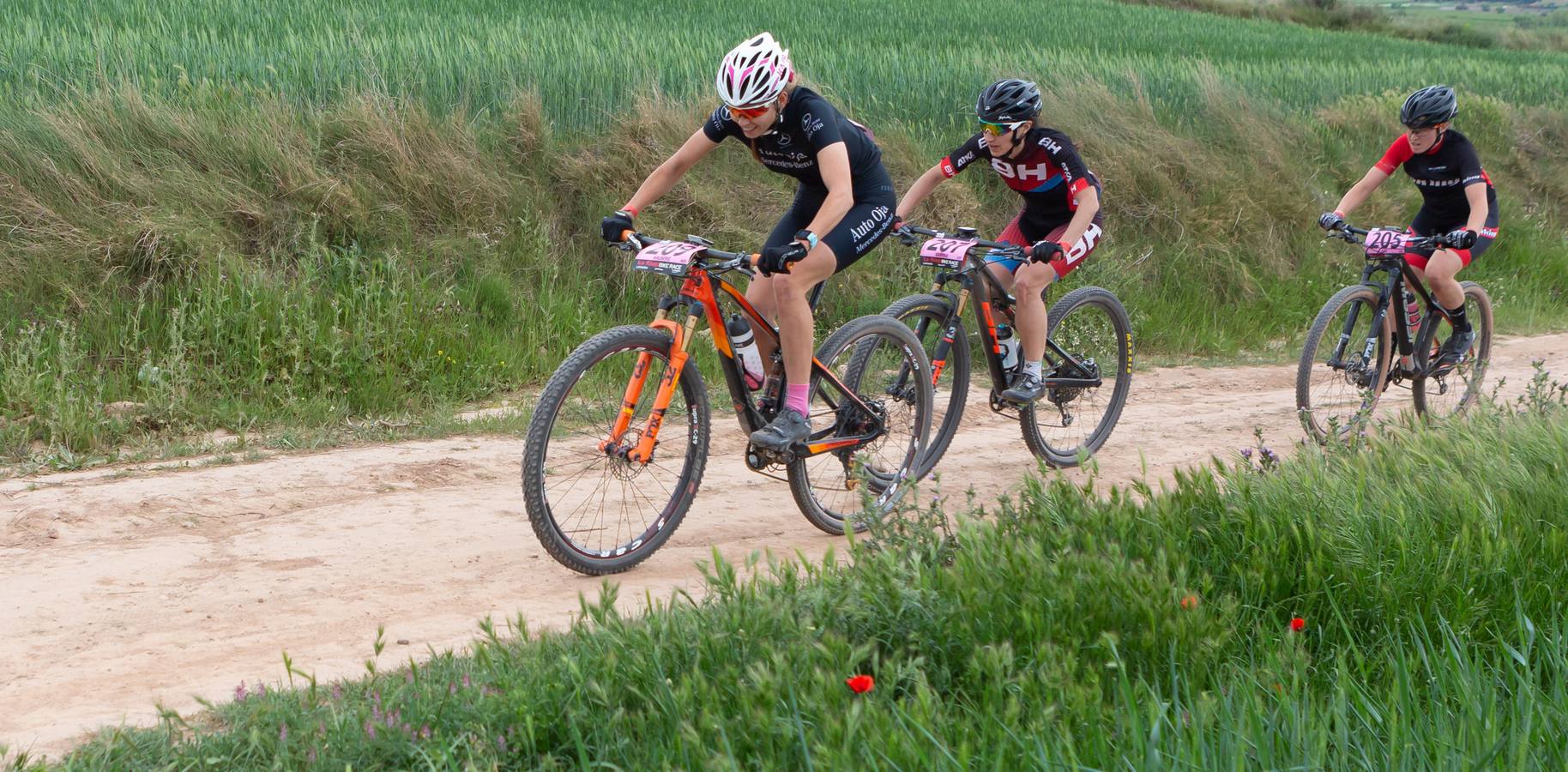 Fotos: Primera etapa de La Rioja Bike Race: La carrera