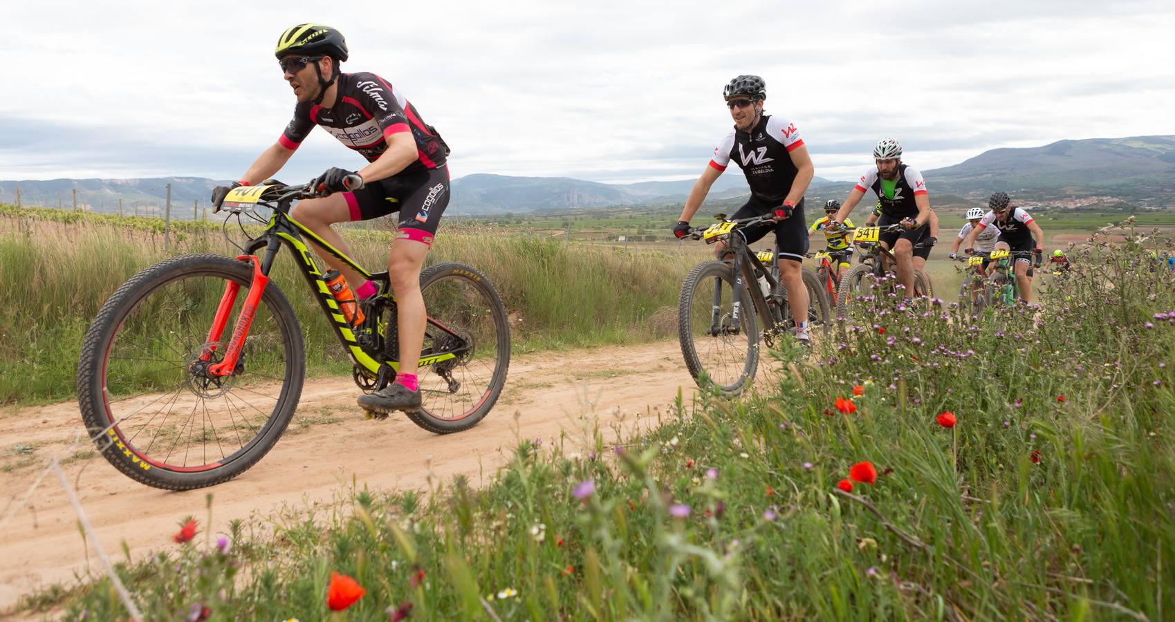 Fotos: Primera etapa de La Rioja Bike Race: La carrera