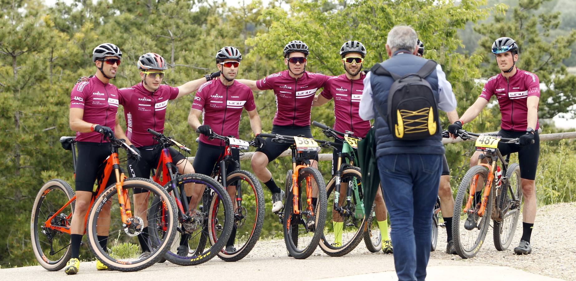 Fotos: Primera etapa de La Rioja Bike Race: La salida