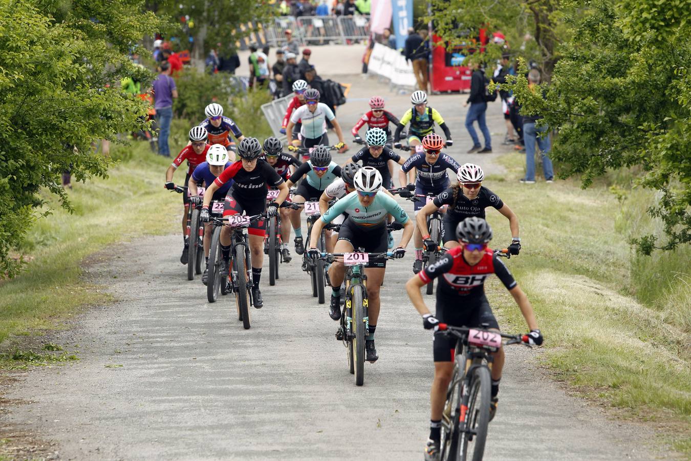 Fotos: Primera etapa de La Rioja Bike Race: La salida